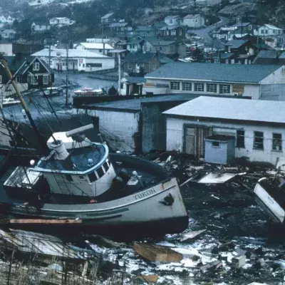 400,000 at risk of 'catastrophic' tsunami after new fault line discovered