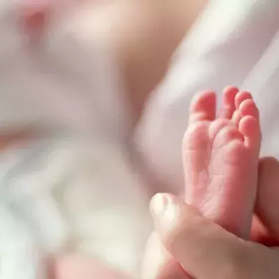 Breastfeeding mother dies from COVID after delaying to get jabbed