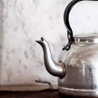 How to remove limescale build-up in your tea kettle?
