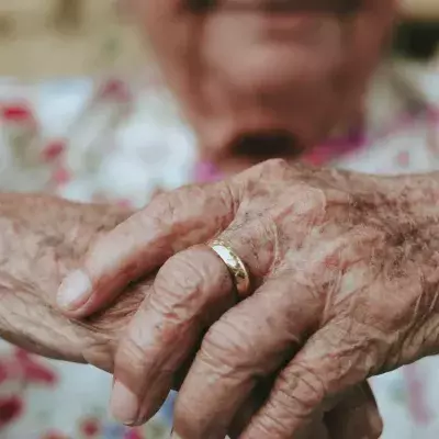 Parkinson’s Disease: These two symptoms could be an early sign of the disease
