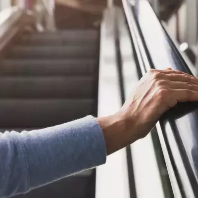 Scientists Reveal Low Risk of Catching COVID Off Surfaces