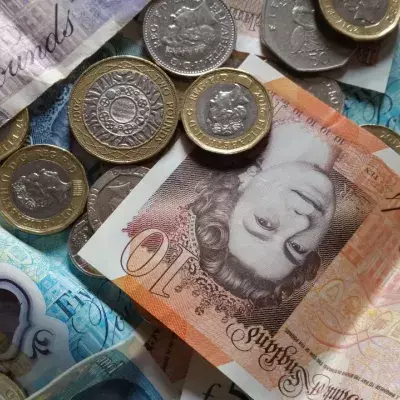 Thousand claiming Universal Credit warned of major rule change, here’s how it may affect you