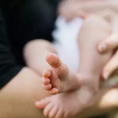 Breastfeeding: What happens when your baby favours one breast over the other?