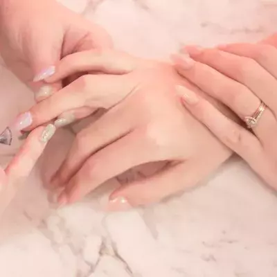 Disoloured nails: the sign that warns you of a serious disease