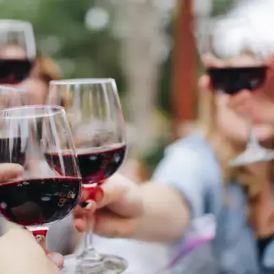 Drinking alcohol-free wine is just as good for the heart - New Study