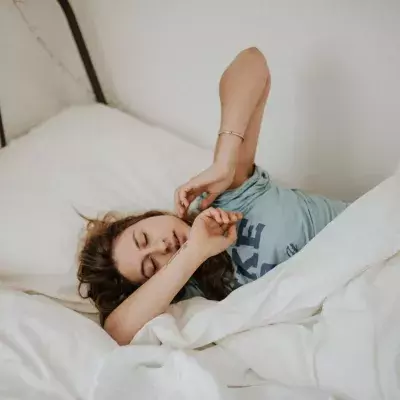 Here are some possible reasons why you often wake up before your alarm goes off