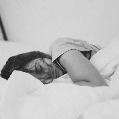 Sleep: Does hitting the snooze button really allow you more sleep?