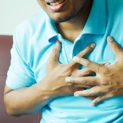 Sudden chest pain that goes away