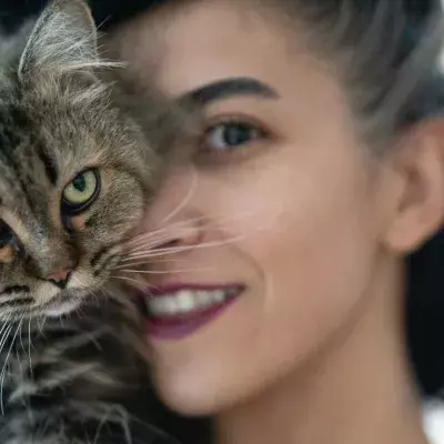 This woman lost her vision after getting scratched by her cat: 'Never trust even the sweetest animal'