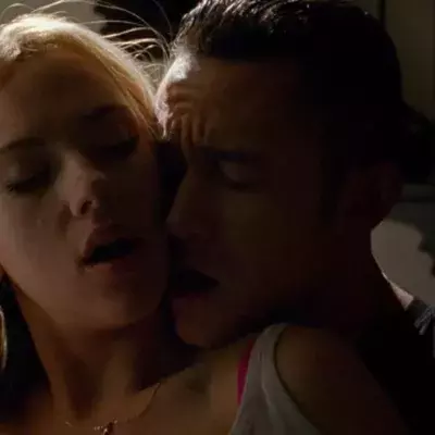 3 difficult sex positions that are worth it