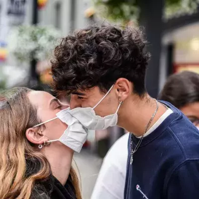 Fear of COVID-19 boosted couples’ sex lives 
