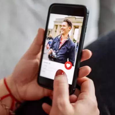 Online Dating Scams Are on the Rise,  Here's What To Look Out For
