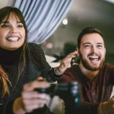 Playing video games with your significant other could make your relationship stronger.