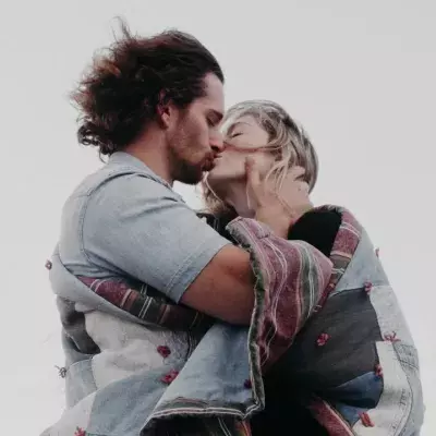 These are the seven questions you should ask on a first date, expert reveals