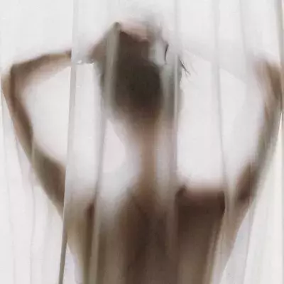 This woman is able to orgasm just by thinking about it, here's how