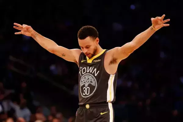 5) Stephen Curry (Basketball)