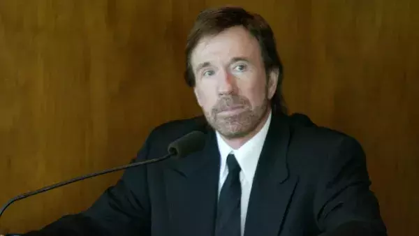 8.	Chuck Norris’ roundhouse kick is so powerful, it can be seen from outer space by the naked eye.