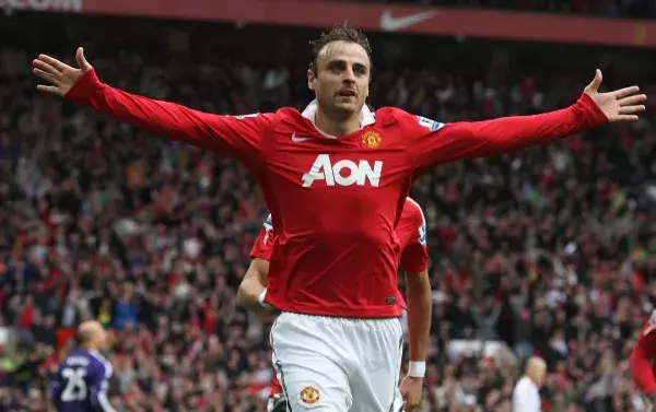 Dimitar Berbatov, former captain of Bulgarian national team insists that he doesn't smoke, but has been pictured with a cigarette.