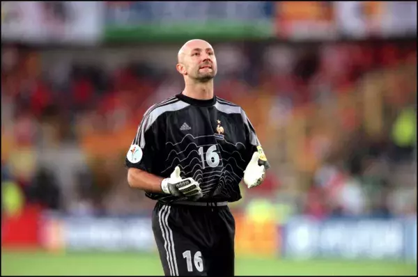 Former French goalkeeper and motorsport racer reportedly smoked so much, Sir Alex Ferguson gave up on motivating him to quit.
