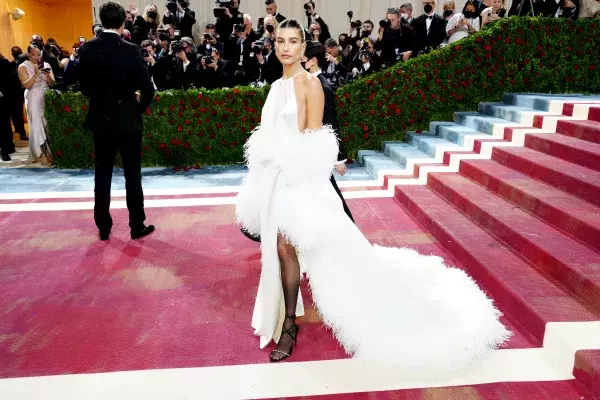 Hailey Baldwin