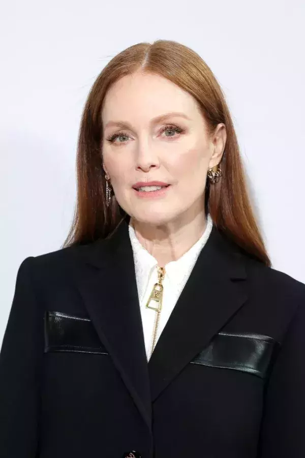 Julianne Moore