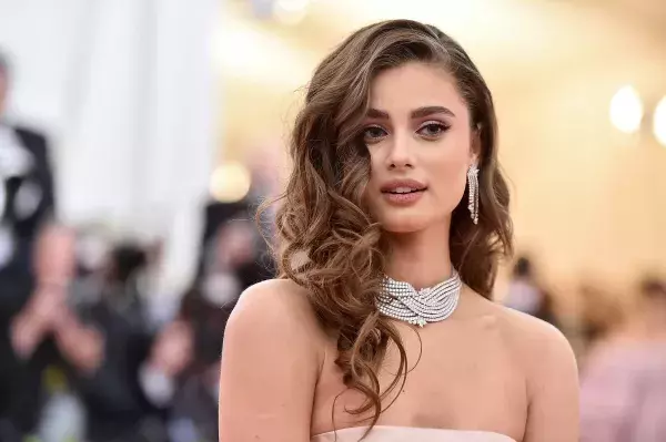 Taylor Hill