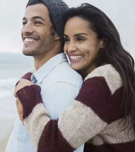 Gemini/Sagittarius: These two have a great sense of humour and understand each other very well. They rarely get bored of each other. They love laughing together and having parties.