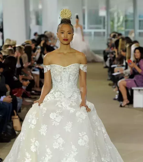 2018 wedding dress: Bardot dress, Ines di Santo