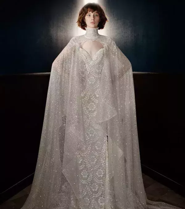 2018 wedding dress: dress with cape, Galia Lahav