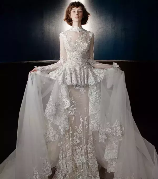 2018 wedding dress: dress with removable petticoat, Galia Lahav