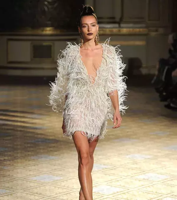 2018 wedding dress: feather dress, Berta