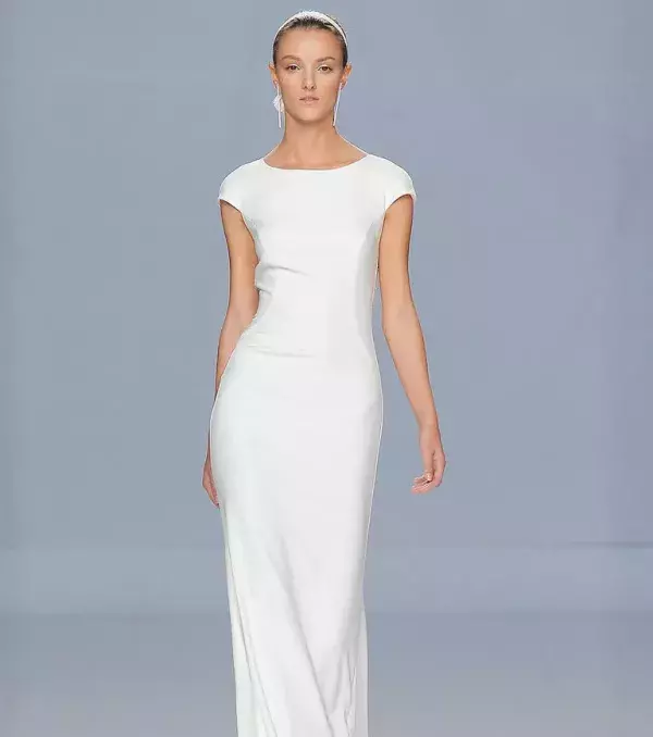 2018 wedding dress: minimalist dress, Rosa Clara