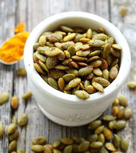 5: Squash seeds are very rich in Vitamin B which heals the scalp and prevents baldness.