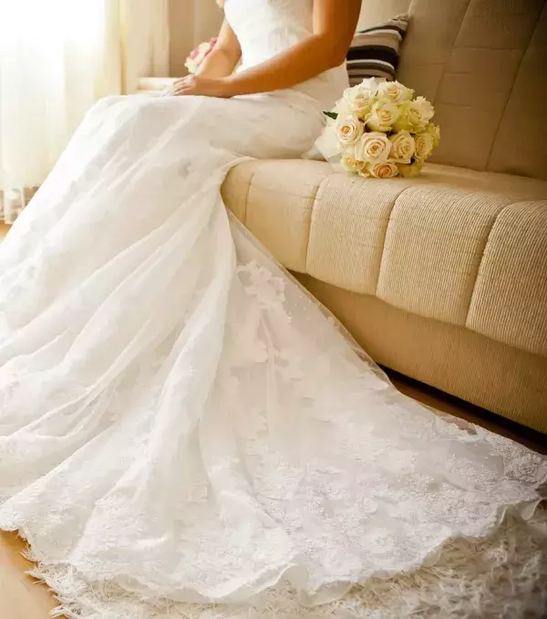 Bridal bouquet: Round rose bouquet