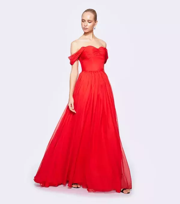Bridesmaid dress: Fame