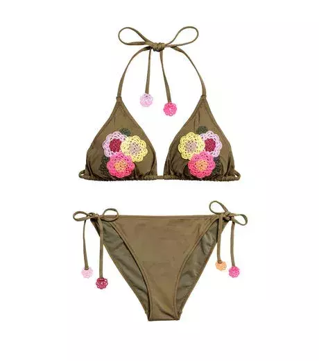 Crochet swimsuit: A cute summer bikini that can be found at H and M. Love it?