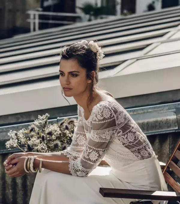 Lace wedding dress: Bohemian, Laure de Sagazan