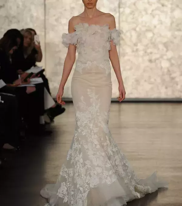 Lace wedding dress: Mermaid, Inbal Dror