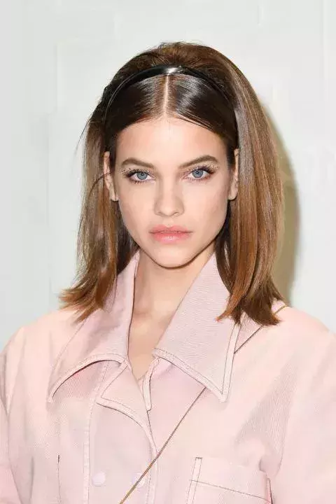 Long bob with a headband         