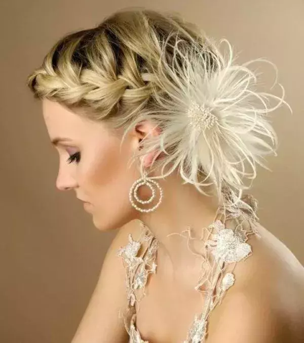 Mid-length wedding hairstyles: Braided updo