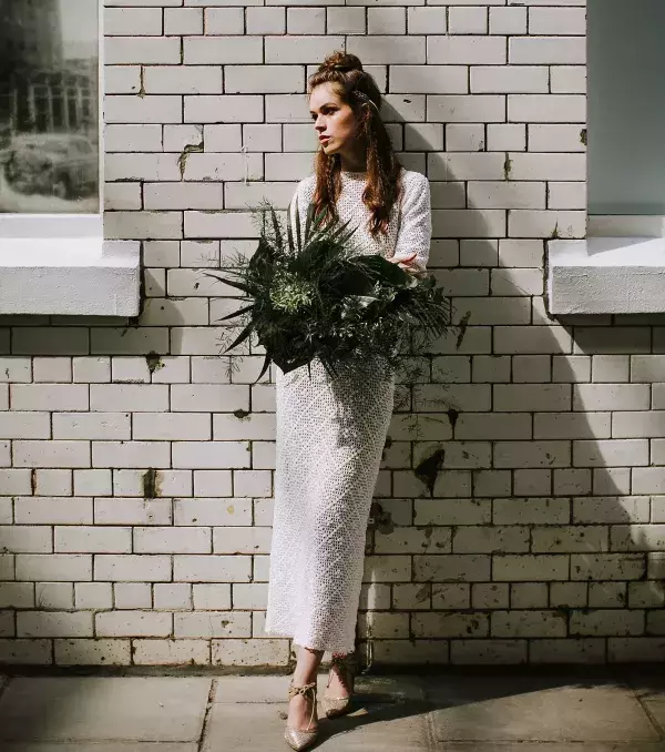 Original wedding ideas: A flowerless bouquet for a winter wedding