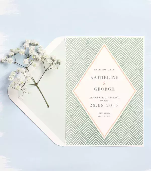 Original wedding ideas: Pastel green invitations