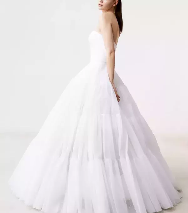 Princess-style wedding dress: Delphine Manivet, 'Eusebio'