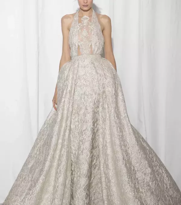 Princess-style wedding dress: Reem Acra, 'Couture'