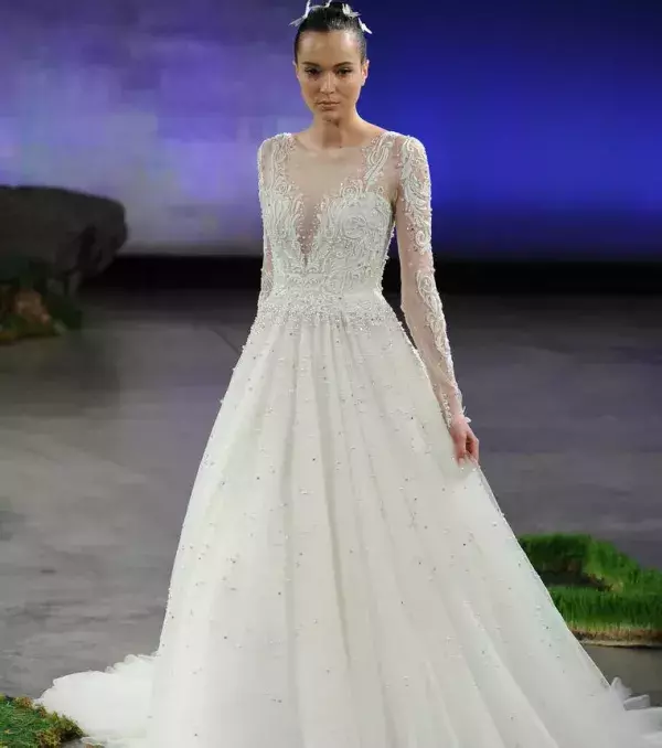 Princess wedding dress with long sleeves - Ines DiSanto