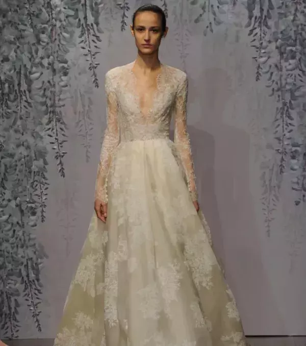 Princess wedding dress with long sleeves - Monique Lhuillier