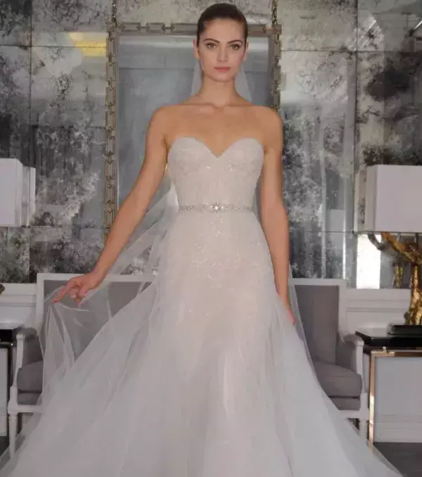 Strapless princess wedding dress in tulle - Romona Keveza