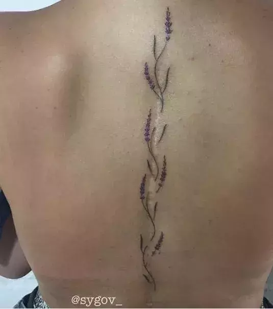 The vine: Simple design to compliment long scars