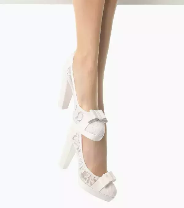 Wedding shoes: Rosa Clara, 91Z18