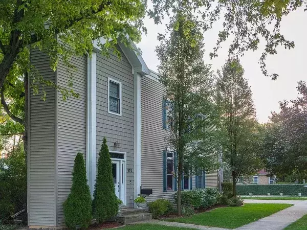 Two-bedroom property in Deerfield, Illinois